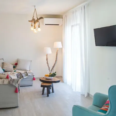 Apartament T'adelfia