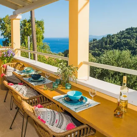 T'adelfia Apartament *