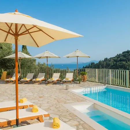 Apartament T'adelfia